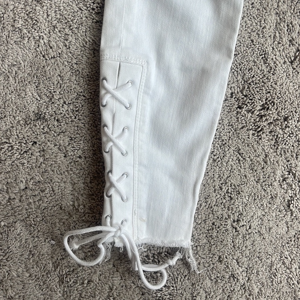 White jeans - Picture 4 of 6
